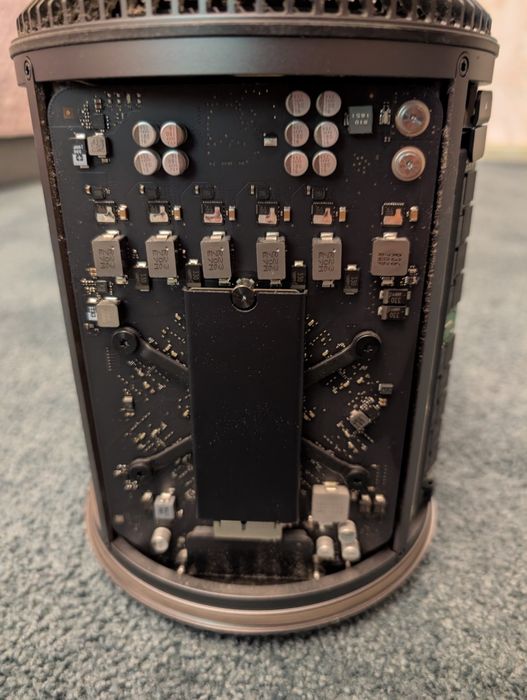 Mac Pro 2013 1ТБ 64ГБ ОЗУ