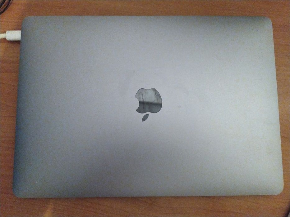 MacBook pro 13 I5 8gb
