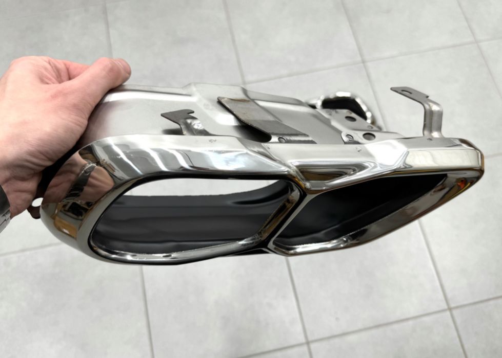 Насадки на выхлопные трубы M60i LCI BMW X5 G05 X6 G06 X7 G07 хром