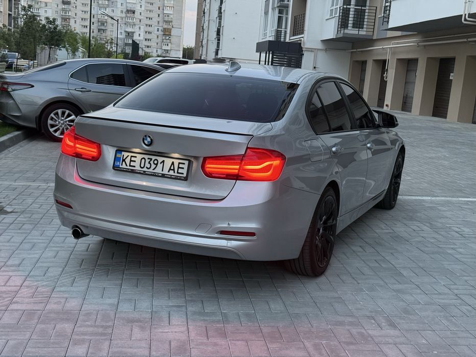 Продам BMW f30 2018 год