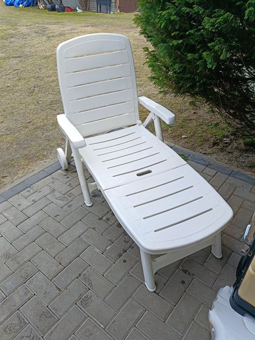 Leżaki ogrodowe duże