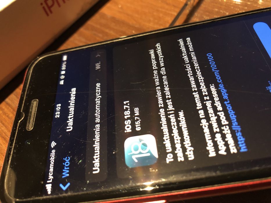 Iphone SE czerwony 64 GB red product