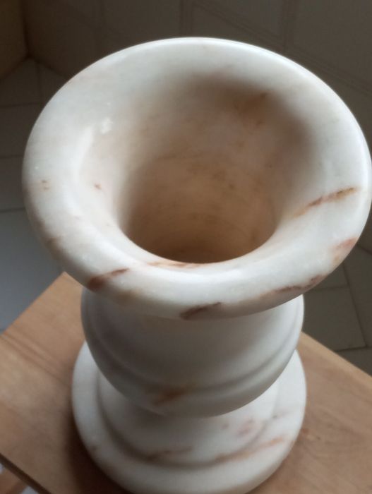 Jarra em pedra mármore de Estremoz