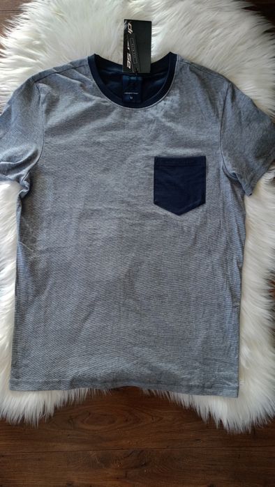 Nowa koszulka Diverse Slim Fit rozm M