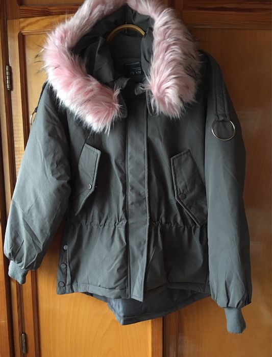 Классная женская куртка L размер где то 48-52 зима есть замеры