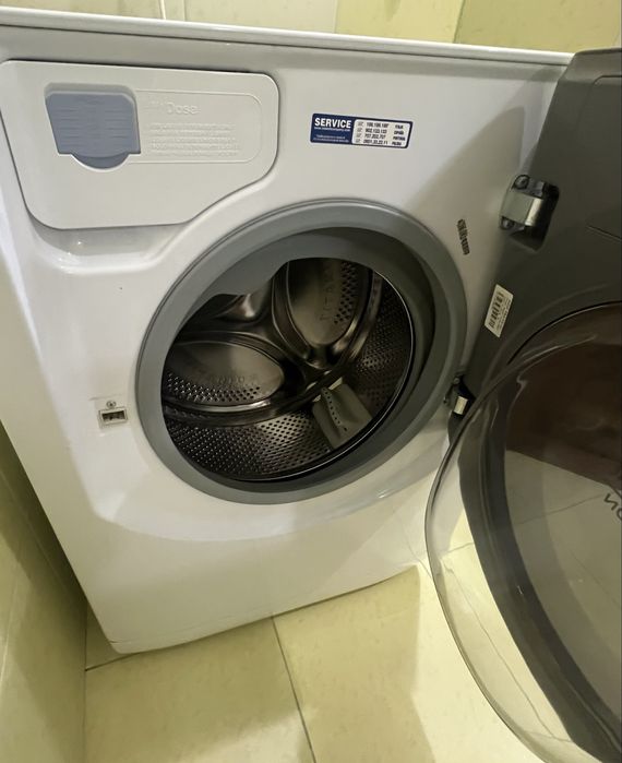 Пральна машина Hotpoint Ariston AQUALTIS AQS73F
