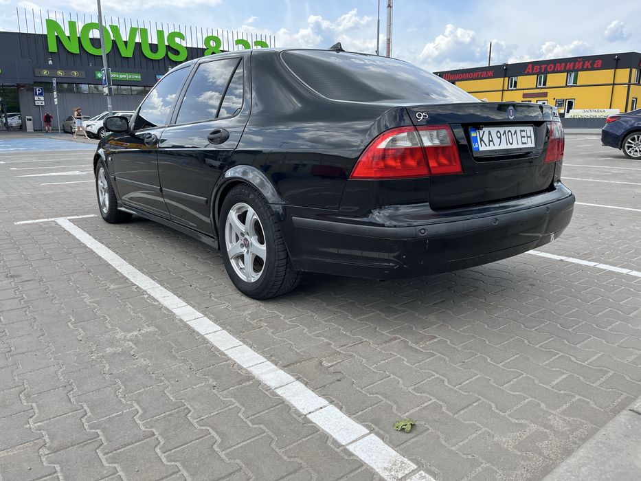 Автомобіль Saab 9-5 2.3t