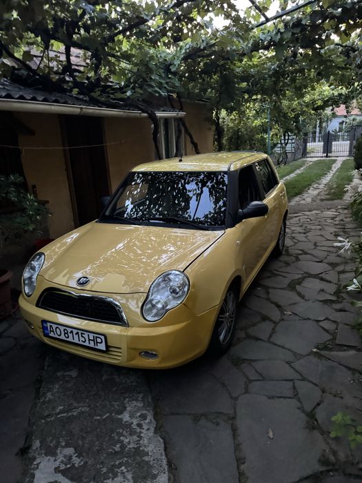 Lifan 320 2013 року.