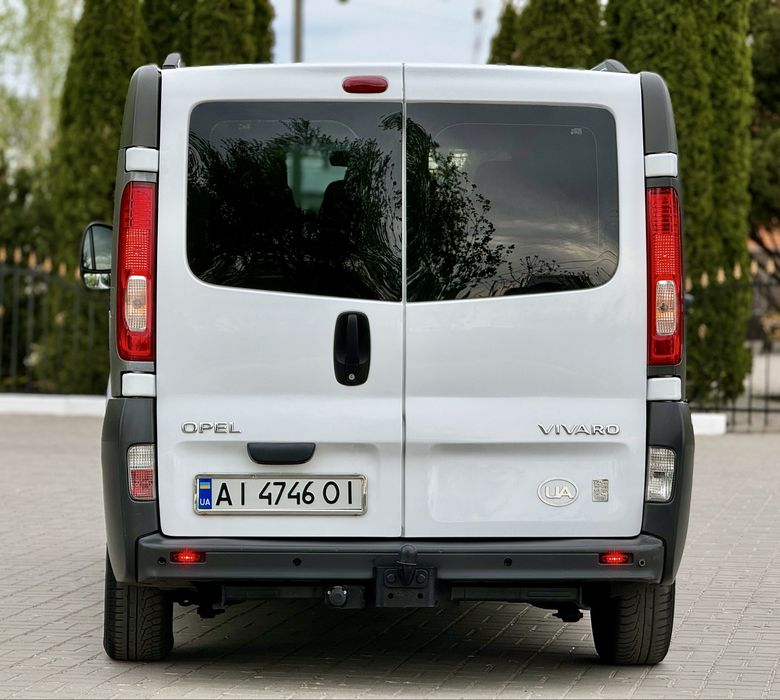 Opel Vivaro Пасажир!!! Ідеальний Стан 2.0 Двигун Авто Не ФАРБОВАНЕ!!! 1 Власник Рідний Пробіг 261 Тис.км