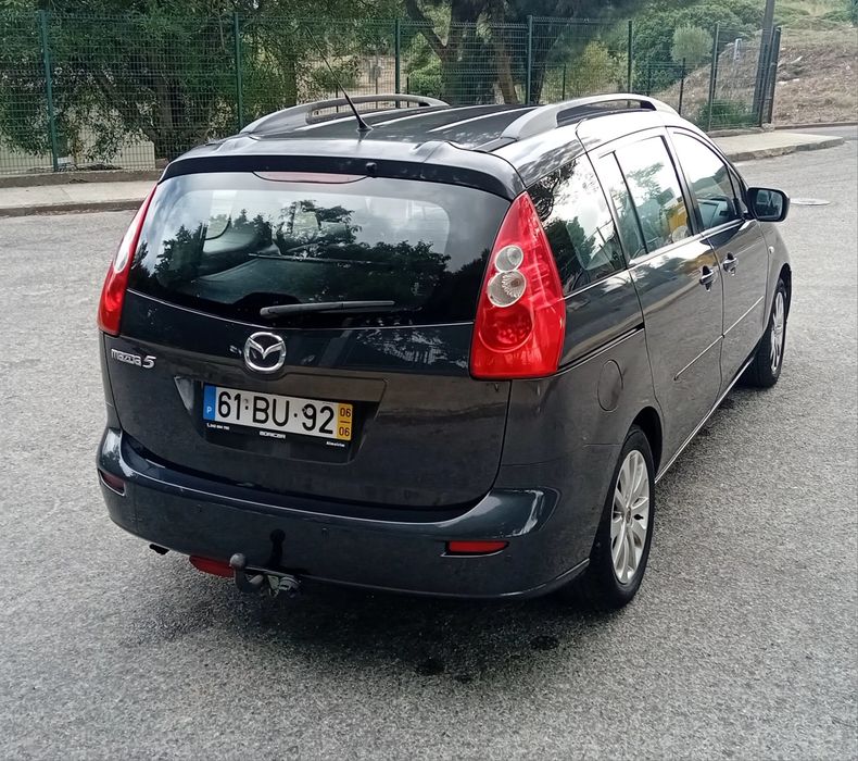Mazda 5 Diesel de 7 Lugares com Bola de Reboque
