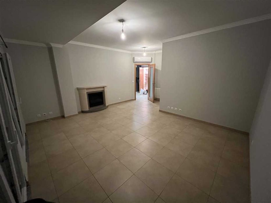 Arrenda-se T2 na Covilhã