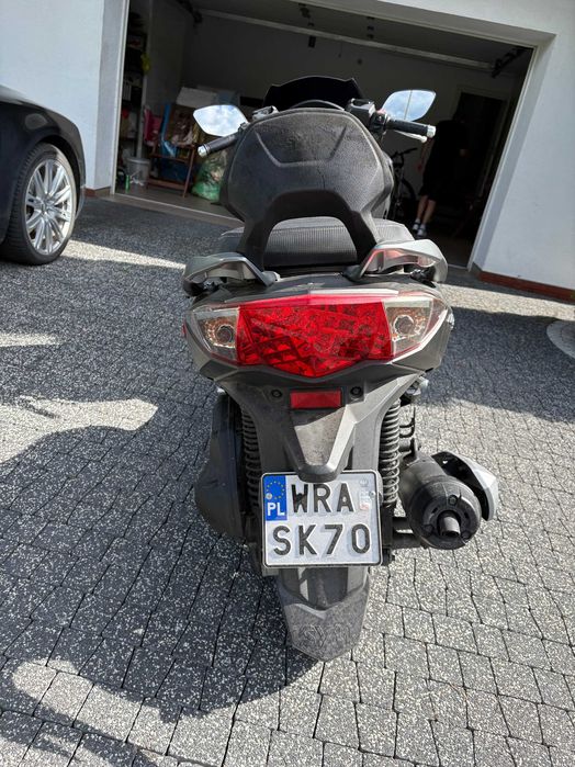 Syndyk sprzeda - skuter SYM GTS 125i