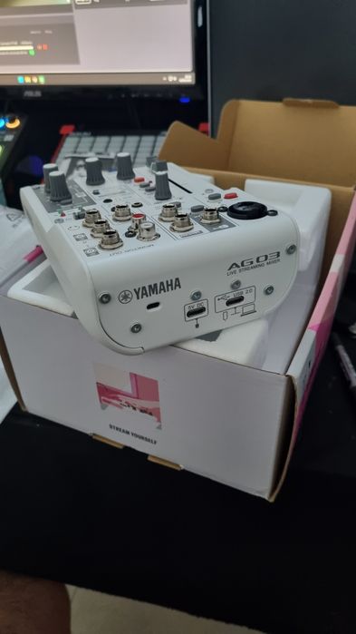 Yamaha AG03 - XLR
