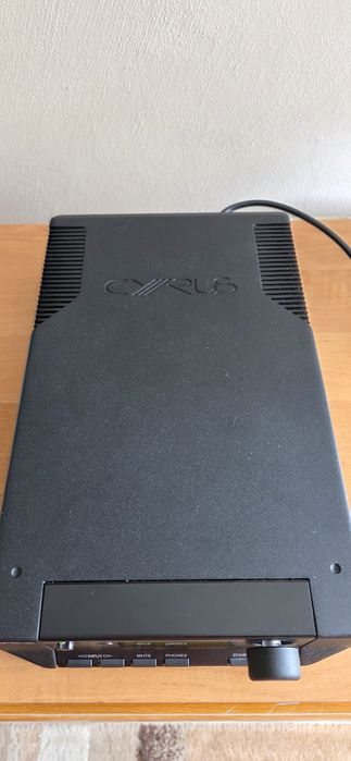 Wzmacniacz zintegrowany Cyrus 6 DAC