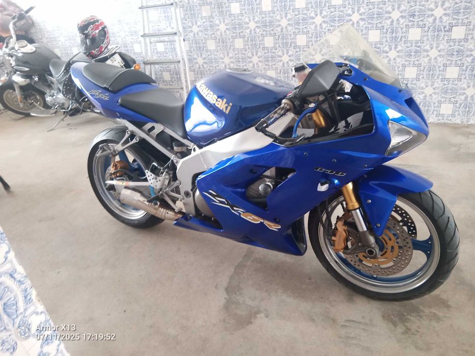 Kawasaki Ninja zx6r