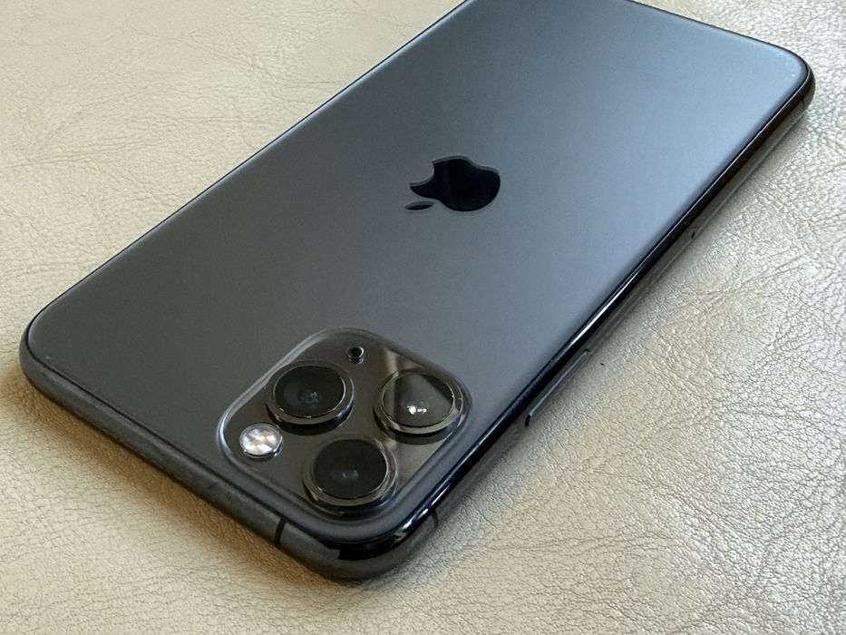 iPhone 11 Pro 256GB | Preto | 77% Bateria | Ler Descricao