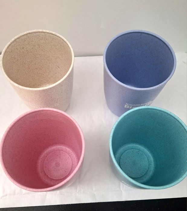Conjunto 4 Copos Coloridos (Novos na Caixa) - 400ml