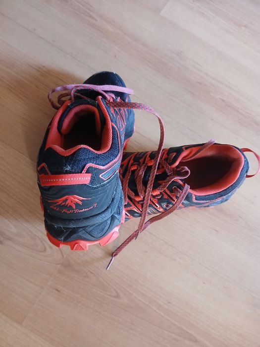 Sapatilhas trail Asics Fuji Trabuco 42,5