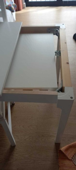 Conjunto de Jantar IKEA: Mesa Extensível + 4 Cadeiras (Branco)