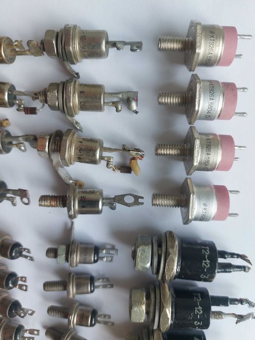 Транзисторы, тиристоры (радиодетали СССР): 3 грн. - Аксесуари й ...