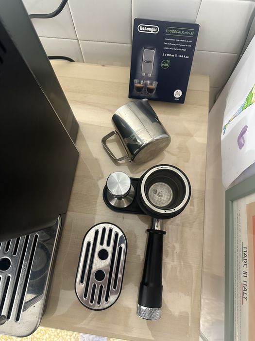 Máquina de Café Manual DELONGHI