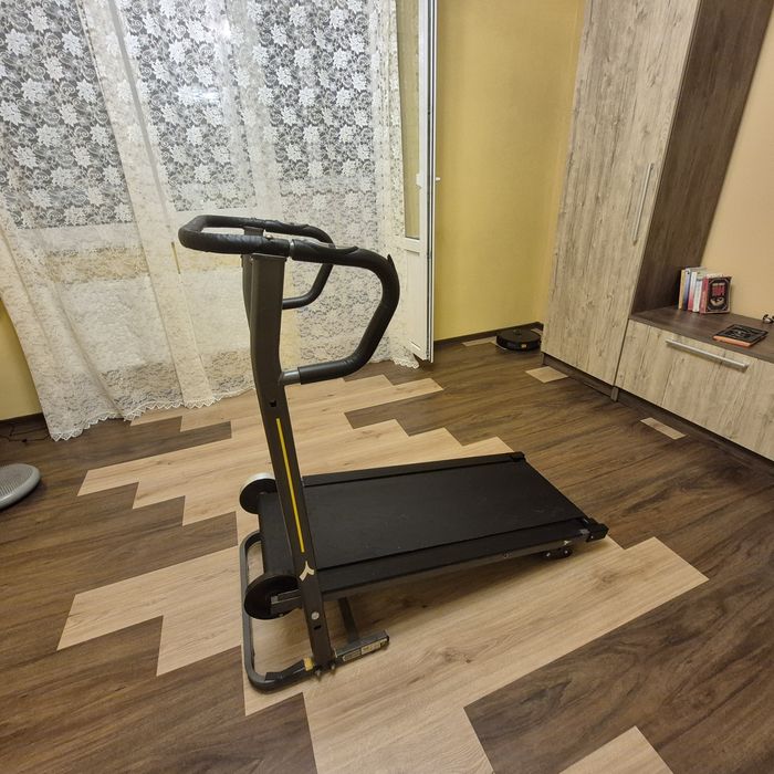 Механічна бігова доріжка