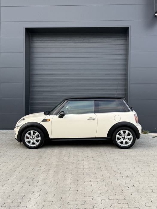 Mini CooperD 161KMS Pele