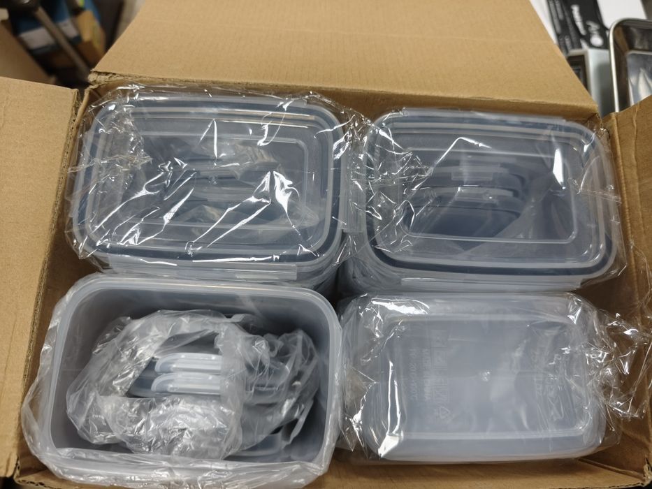 Набор контейнеров для хранения продуктові.