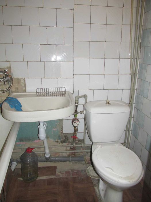 Продам 1 кімнатну квартиру по вул. Садовій 6/9 (р-н Баму)