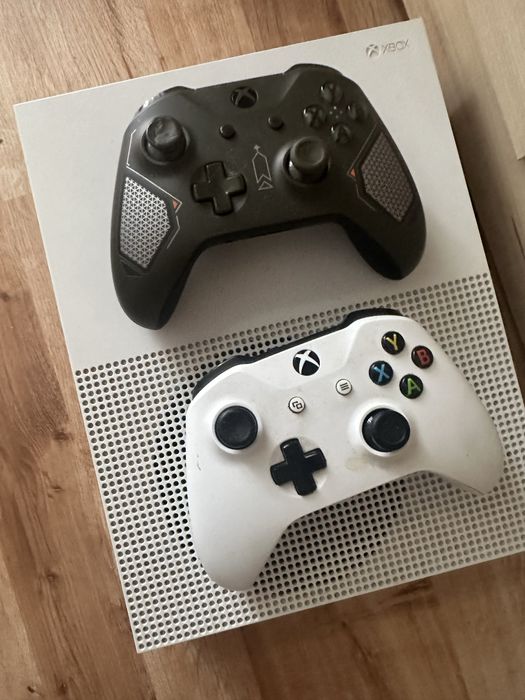 Xbox one s dwa pady
