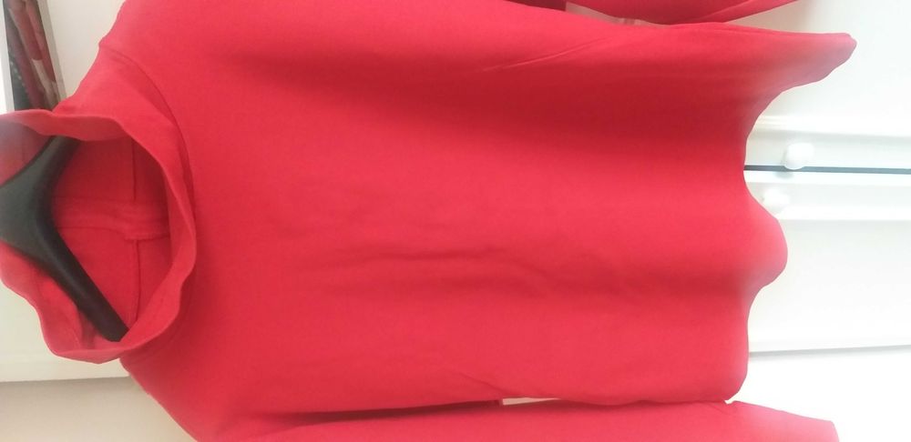 Bluza czerwona L włoska