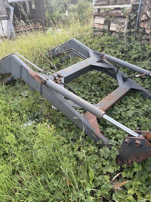 John Deere 2140