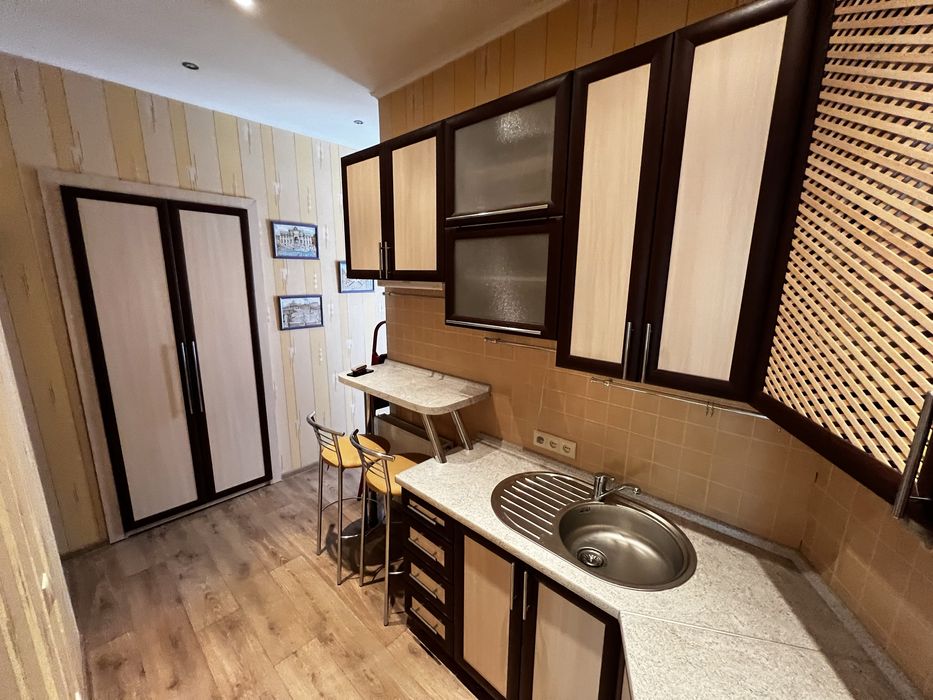 Аренда 2к.к район Варваровского моста!