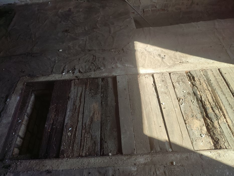 Продам гараж 6х4 общество "Мир"