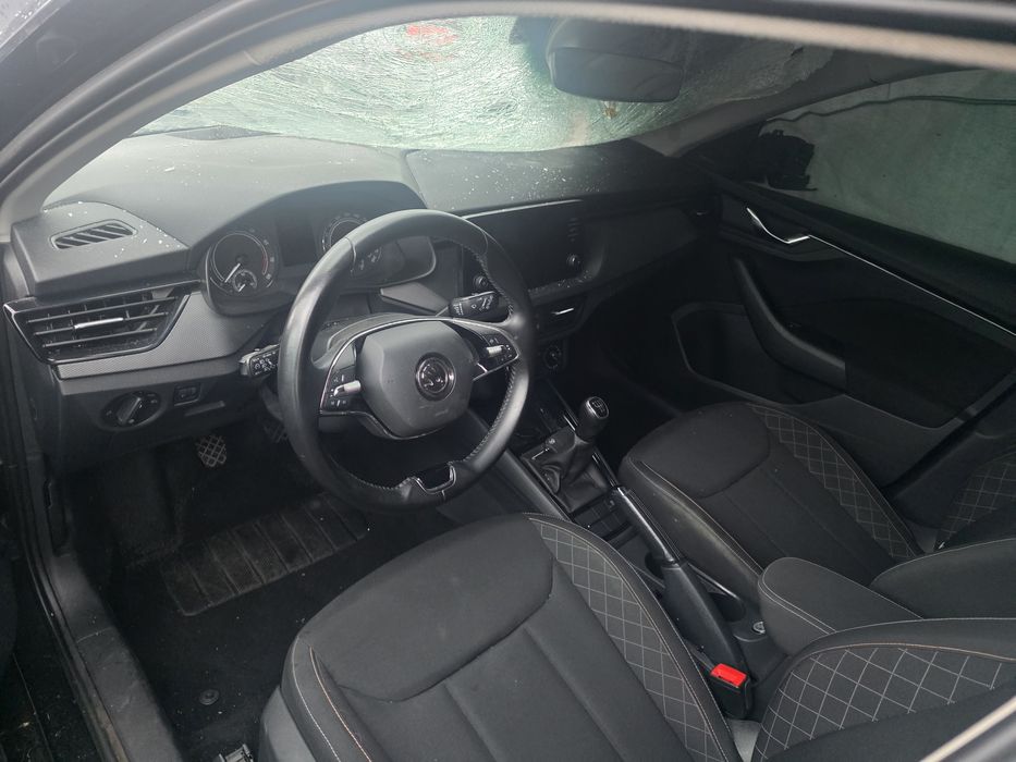 Skoda kamiq 1.0tsi