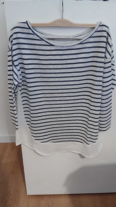 Sweat às riscas azul e branco