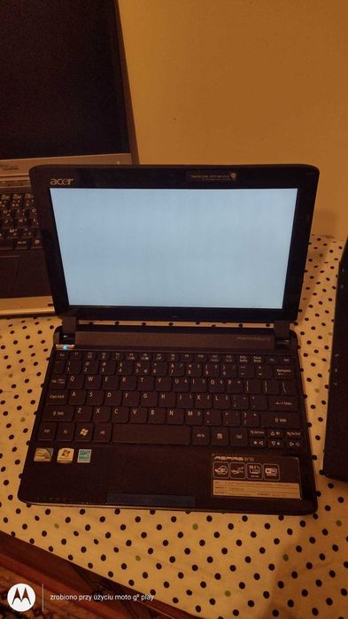 Acer aspire 10 cali uszkodzony
