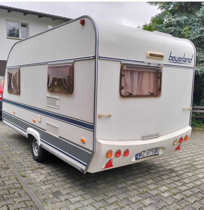 Bayerland europa  12 V, 220 V,gaz, przedsionek