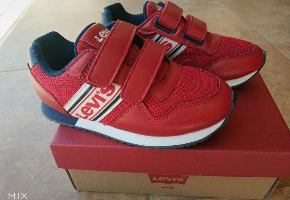 Adidasy Levi's  27