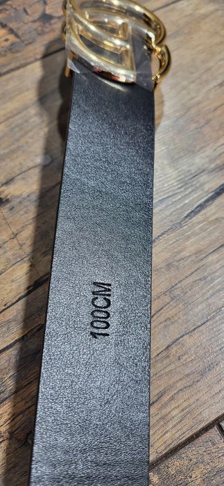 Czarny pasek damski złota klamra 100 cm