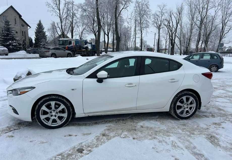 Mazda 3 2018 року