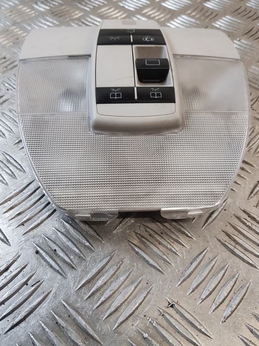 Oświetlenie Wewnętrzne Kabiny A1698205001 Mercedes W169 04R-
