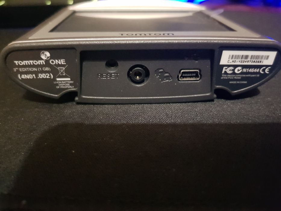 TomTom One GPS in good condition64729741284865124