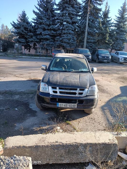 Продаю Ісузу машина 2007 року