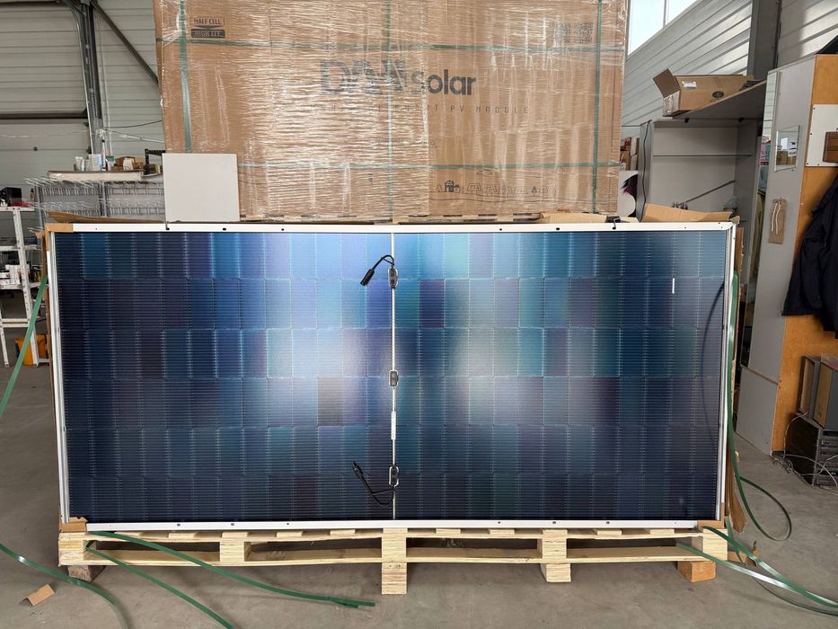 Сонячні панелі/Солнечные панели DAH Solar 640W DHN-78*16/DG