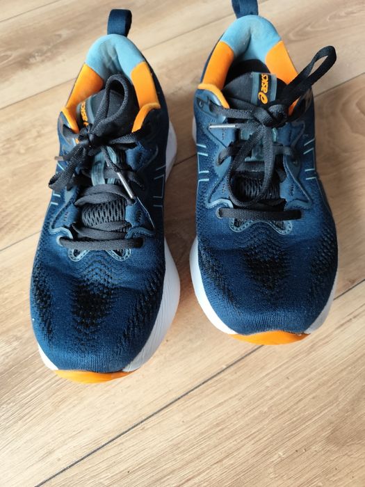 Asics Gel Cumulus rozmiar 42