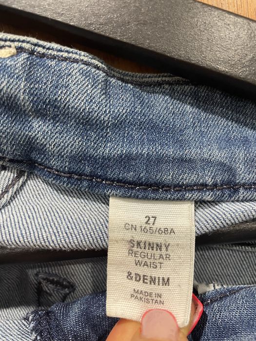 Damskie rurki jeansy