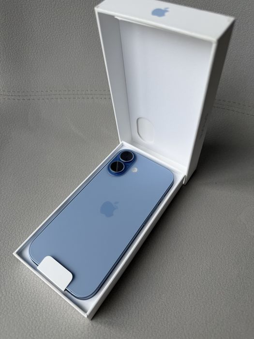 NEW Apple iPhone 17 256gb, Open box