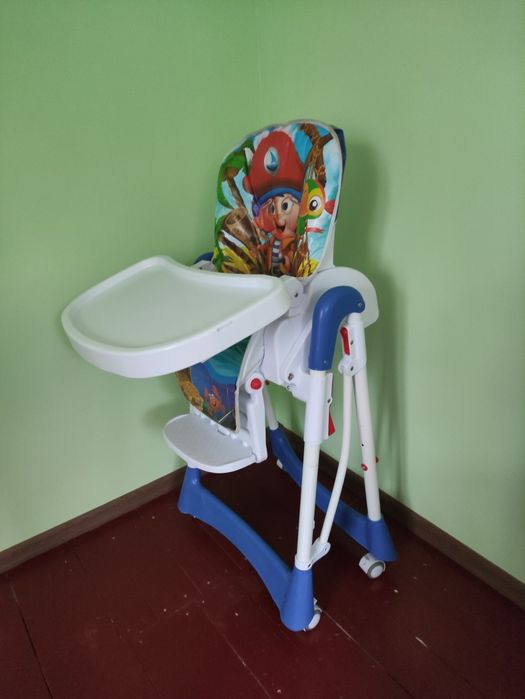 Стільчик для годування