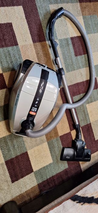 Продам пылесос !